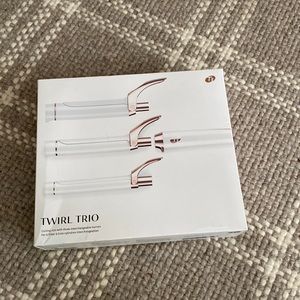 T3 Twirl Trio Curling Iron Set - White and Rose Gold